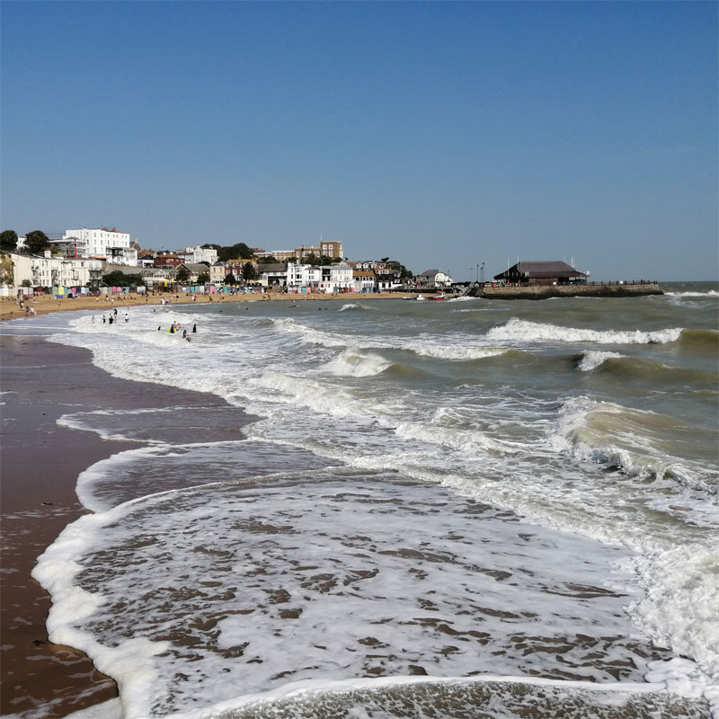 About Broadstairs & St. Peters Chamber of Commerce